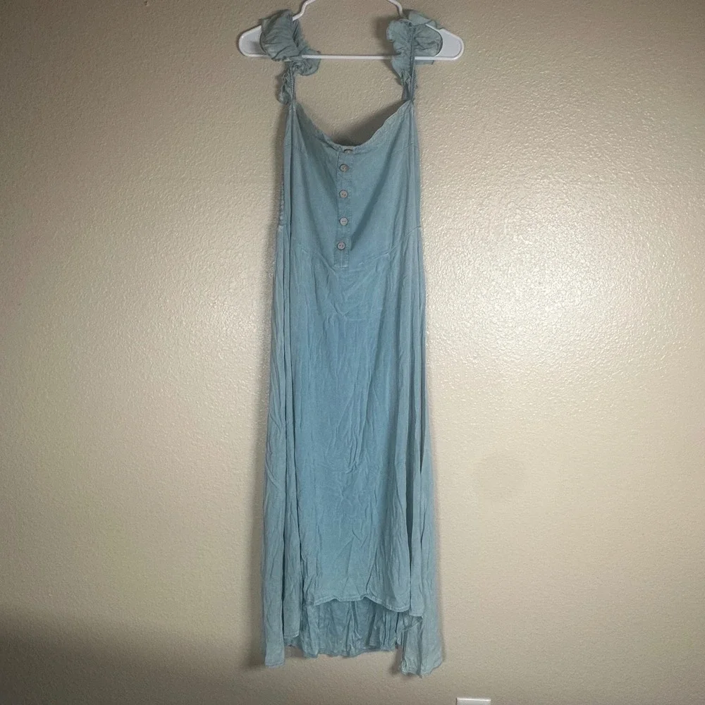 Chaser Women's Blue Ruffle Strap Smocked Back Button Front Midi Dress Large NWT